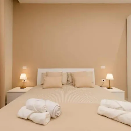 Oda ve Kahvaltı Luxury Napoli
